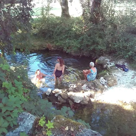 D'hôtes Au Pére Louis