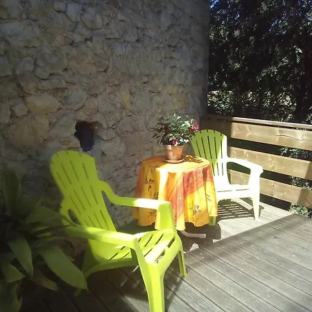 D'hôtes Au Pére Louis